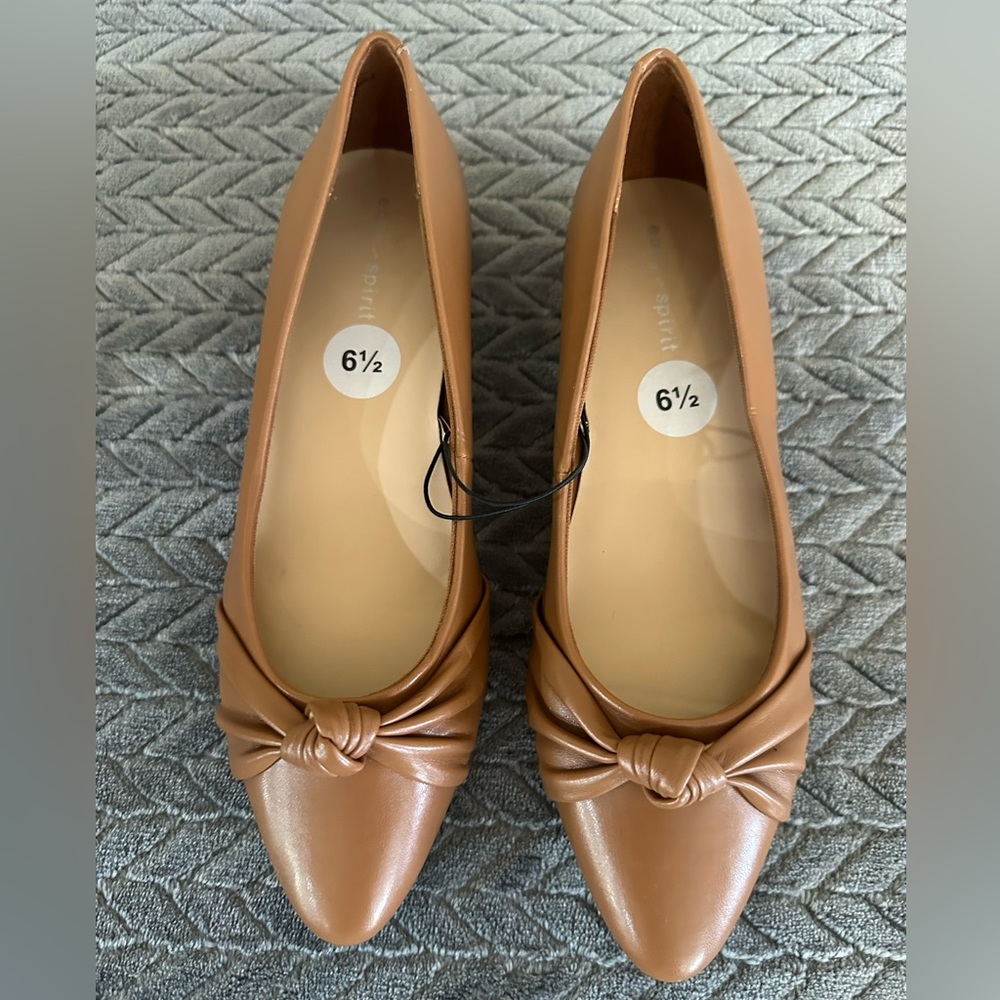 New Easy Spirit 1” Heels